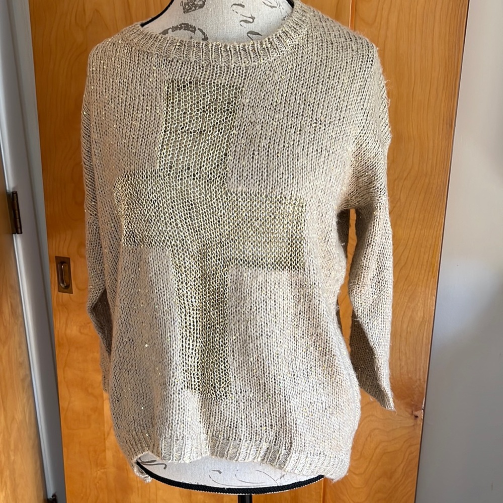 Caitlyn long sleeve sweater with cross detail